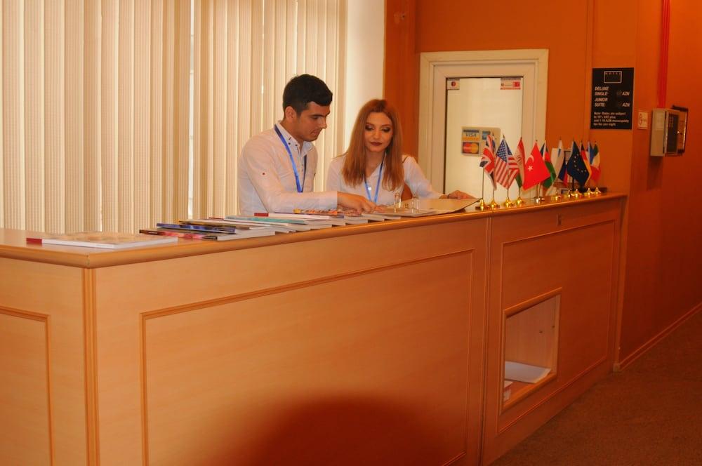 Balion Hotel Bakoe Buitenkant foto