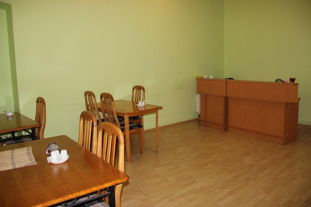 Balion Hotel Bakoe Buitenkant foto